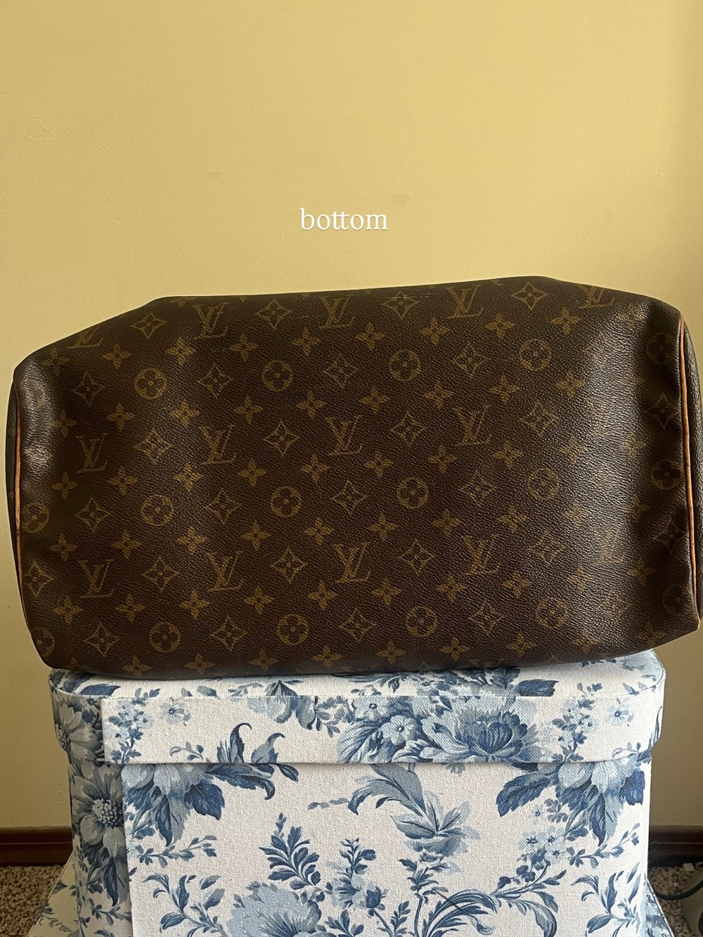 Louis Vuitton Speedy 40 Classic Monogram - Picture 13 of 13